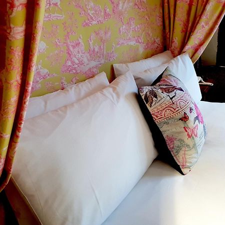 The Crown Hotel Framlingham Buitenkant foto