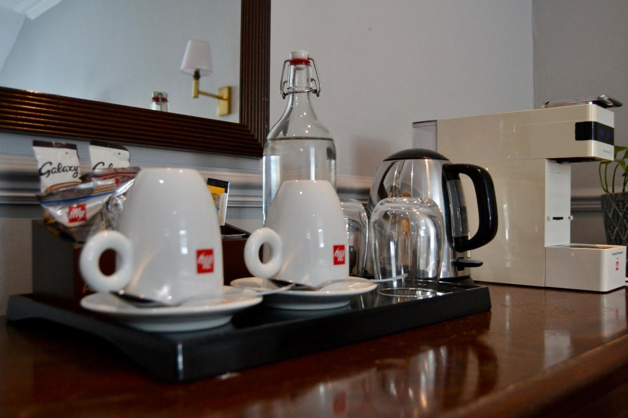 The Crown Hotel Framlingham Buitenkant foto