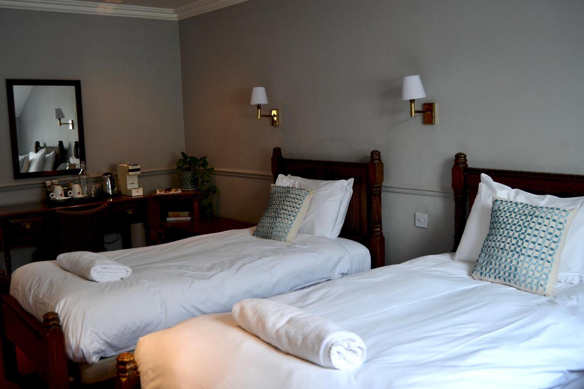 The Crown Hotel Framlingham Buitenkant foto