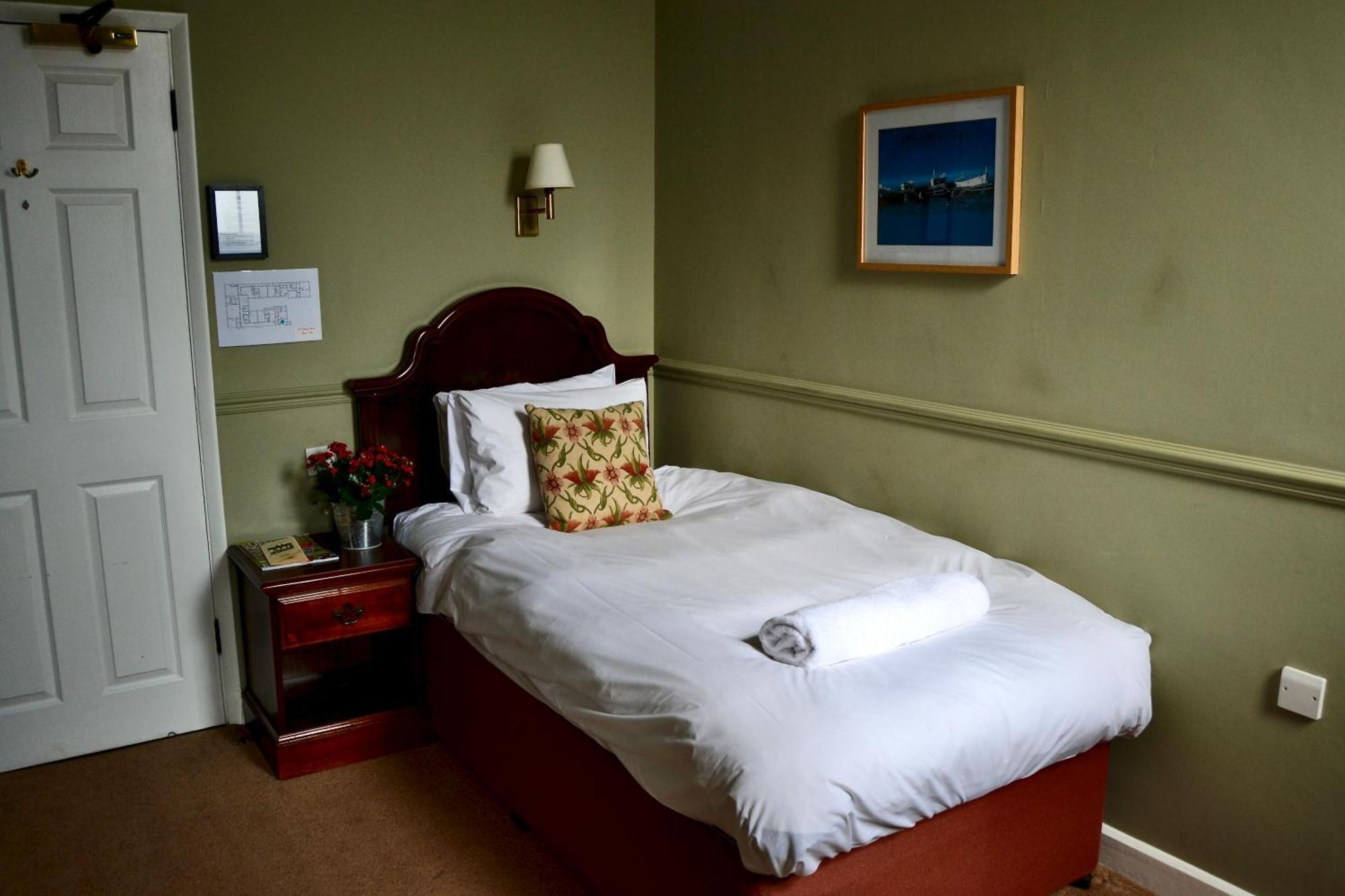 The Crown Hotel Framlingham Buitenkant foto
