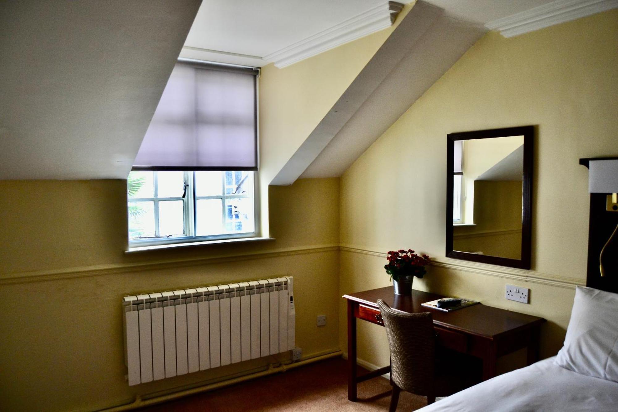 The Crown Hotel Framlingham Buitenkant foto